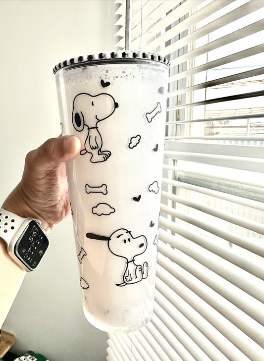 Snoopy white Tumbler/ white glitter/ Water tumbler / Snowglobe tumbler / Snoopy peanuts